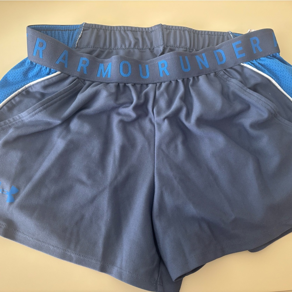 Under Armour Gray and Blue Athletic Shorts Lightweight Elastic Waist
